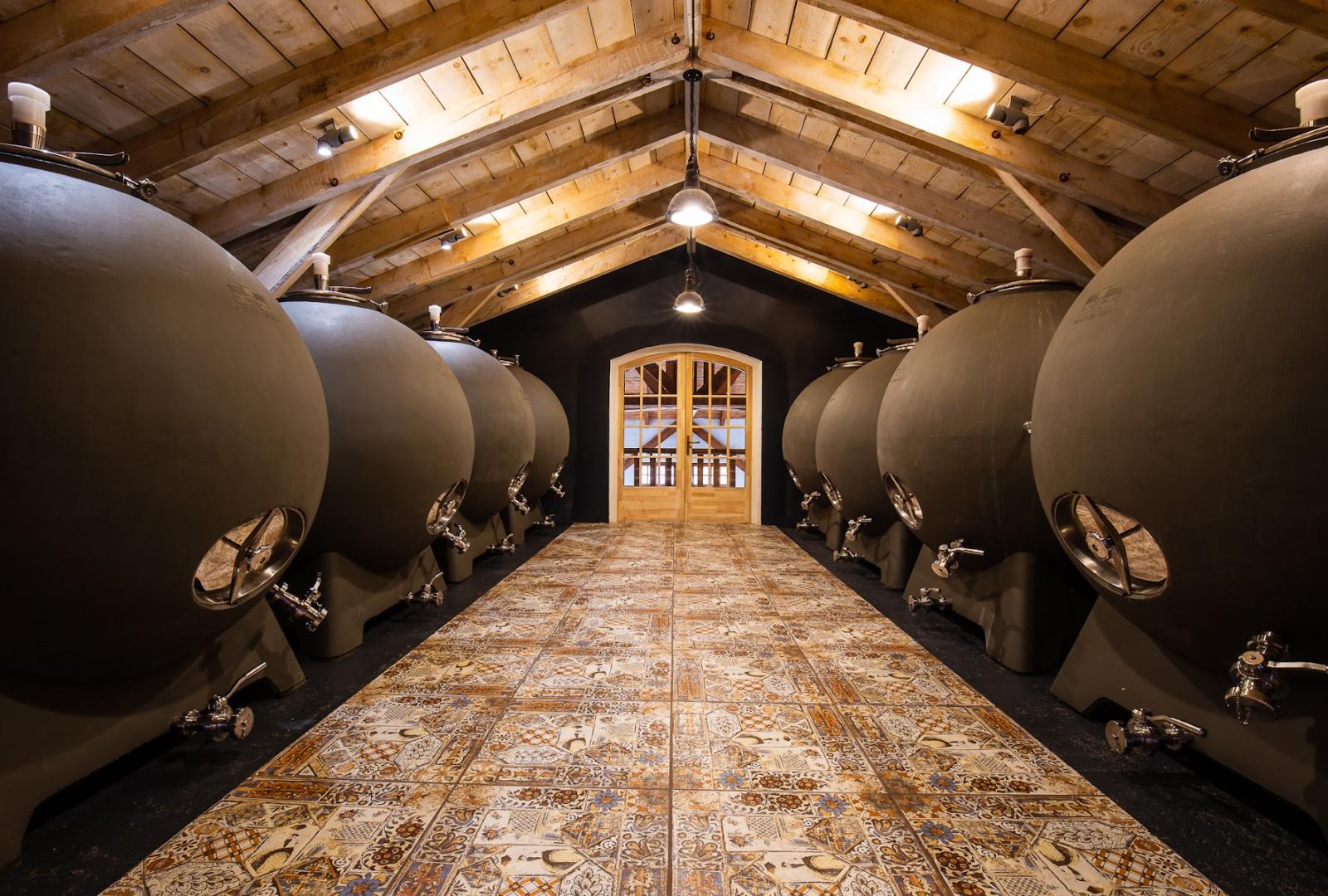 Moșia Galicea Mare a renăscut din propria cenușă.